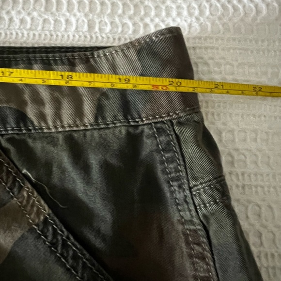 American Eagle Outfitters Camo Mini Skirt - Picture 7 of 11